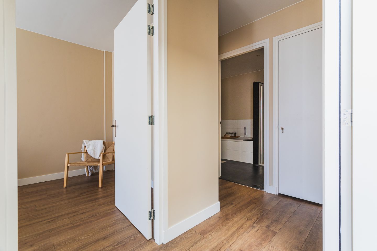 Photo 19 of Obrechtstraat 411