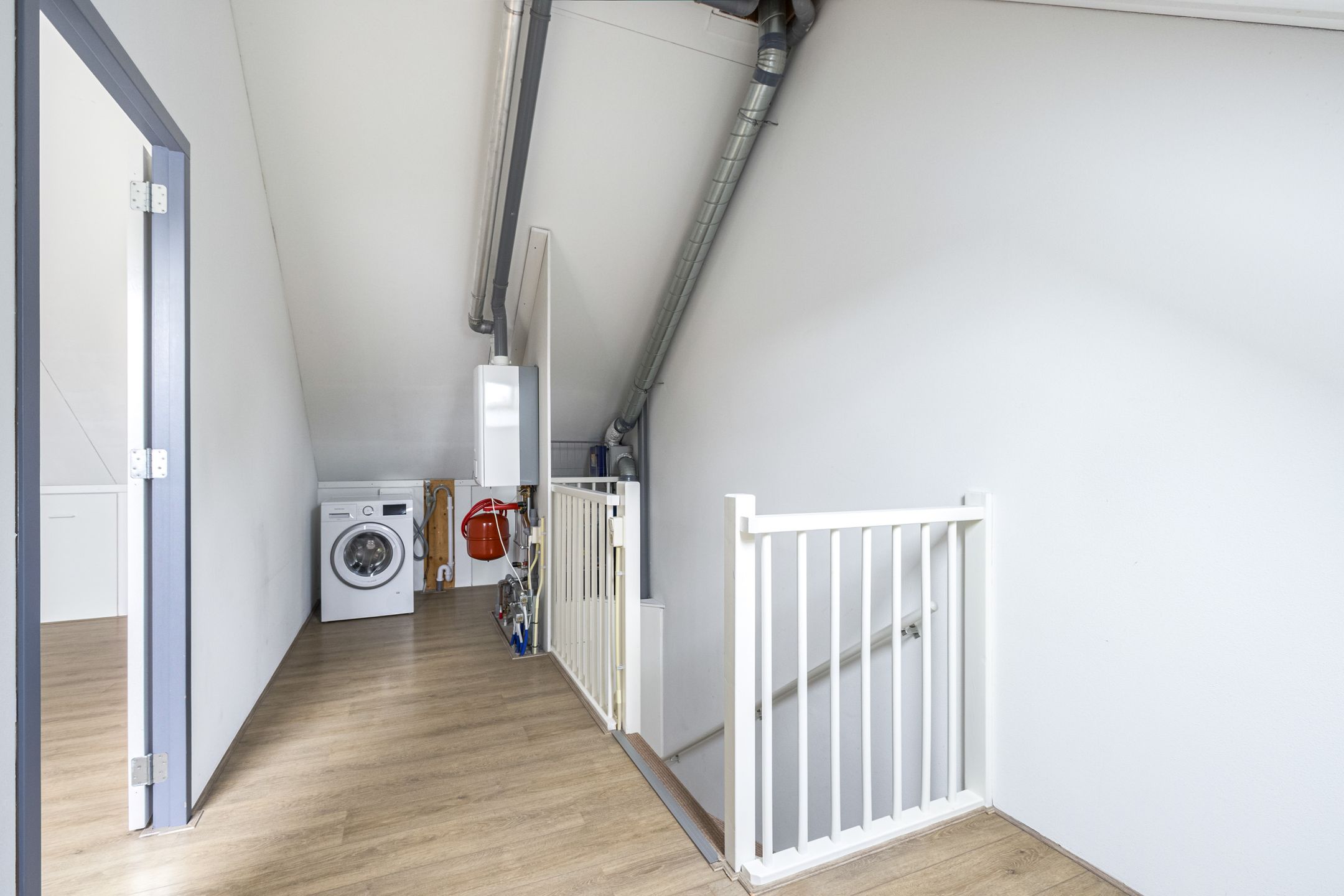 Sustainable family home with 4 bedrooms and sunny south-facing garden in Goirke, Tilburg — 21