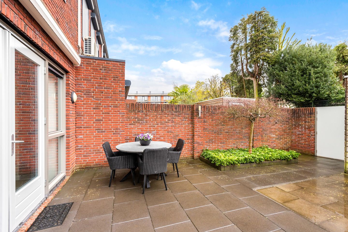 Sustainable family home with 4 bedrooms and sunny south-facing garden in Goirke, Tilburg — 25
