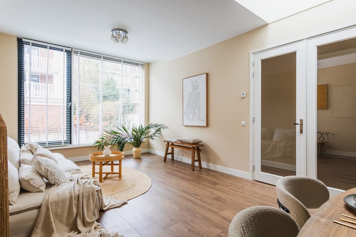 Photo 2 of Obrechtstraat 411