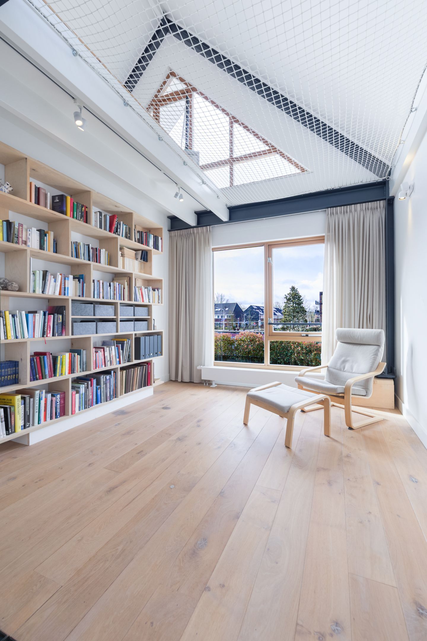 Foto 35 van Pim Jacobsstraat 1