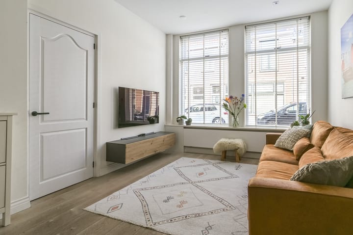 Photo 3 of Oranjestraat 54