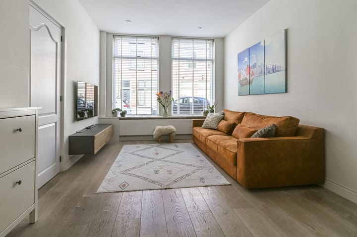 Photo 2 of Oranjestraat 54