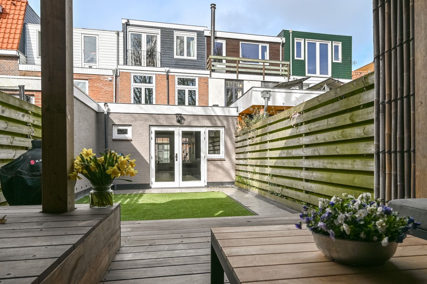 Characterful family home with south-facing garden in Haarlem's Leidsebuurt — 39