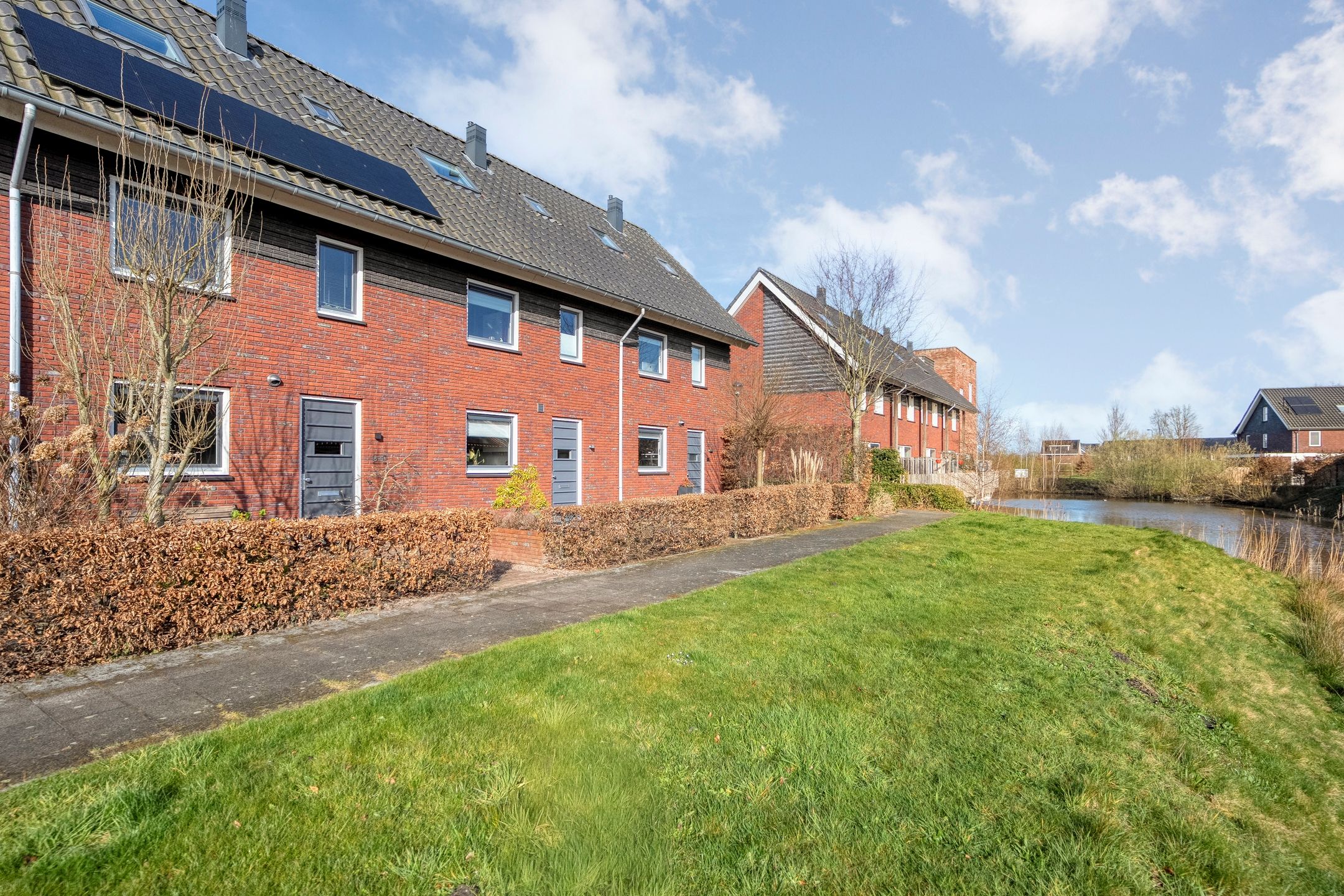 Foto 9 van Bronforel 8