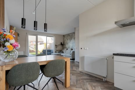 Bronforel 8 tertiary image