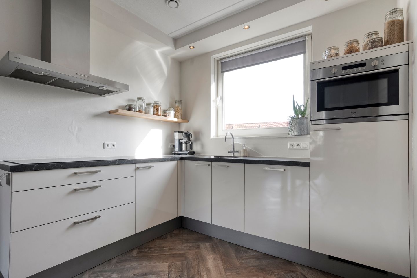 Foto 4 van Bronforel 8