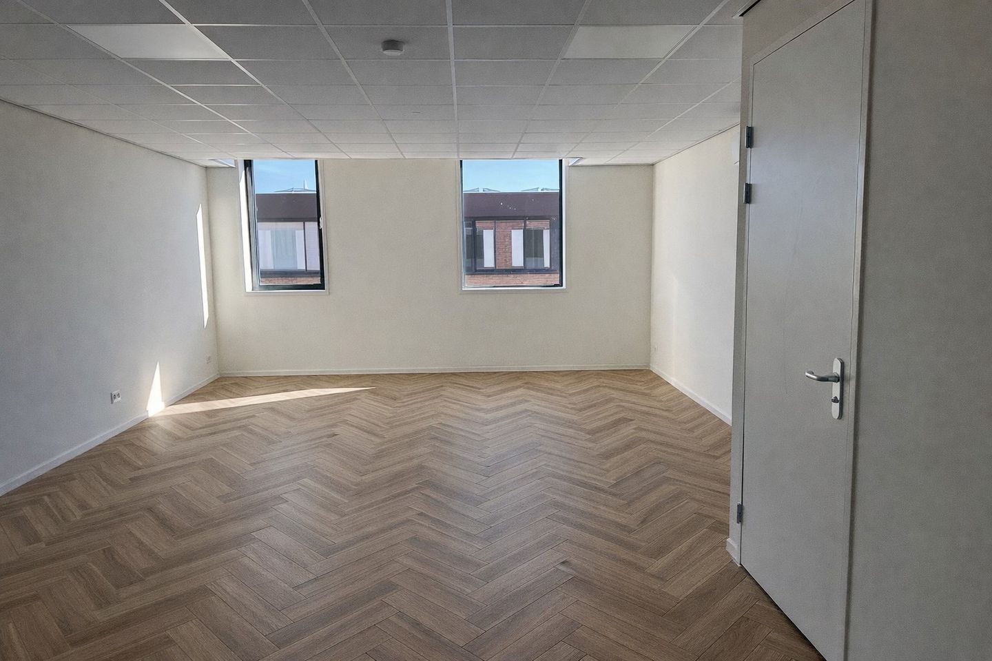 Bekijk foto 1 van Treubstraat 21-U213