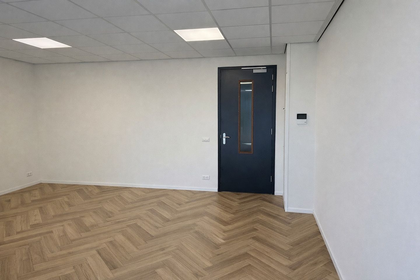 Bekijk foto 2 van Treubstraat 21-U213