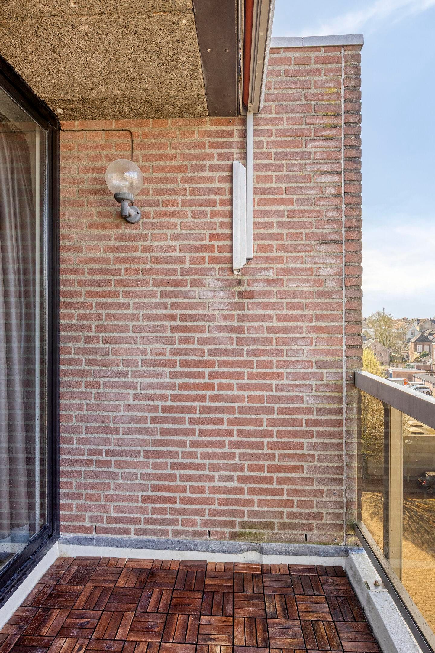 Photo 19 of Sint Josephstraat 102