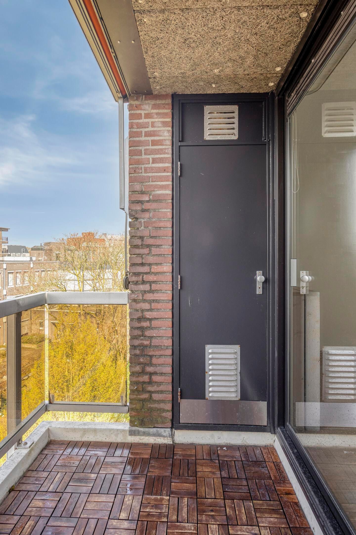 Photo 18 of Sint Josephstraat 102
