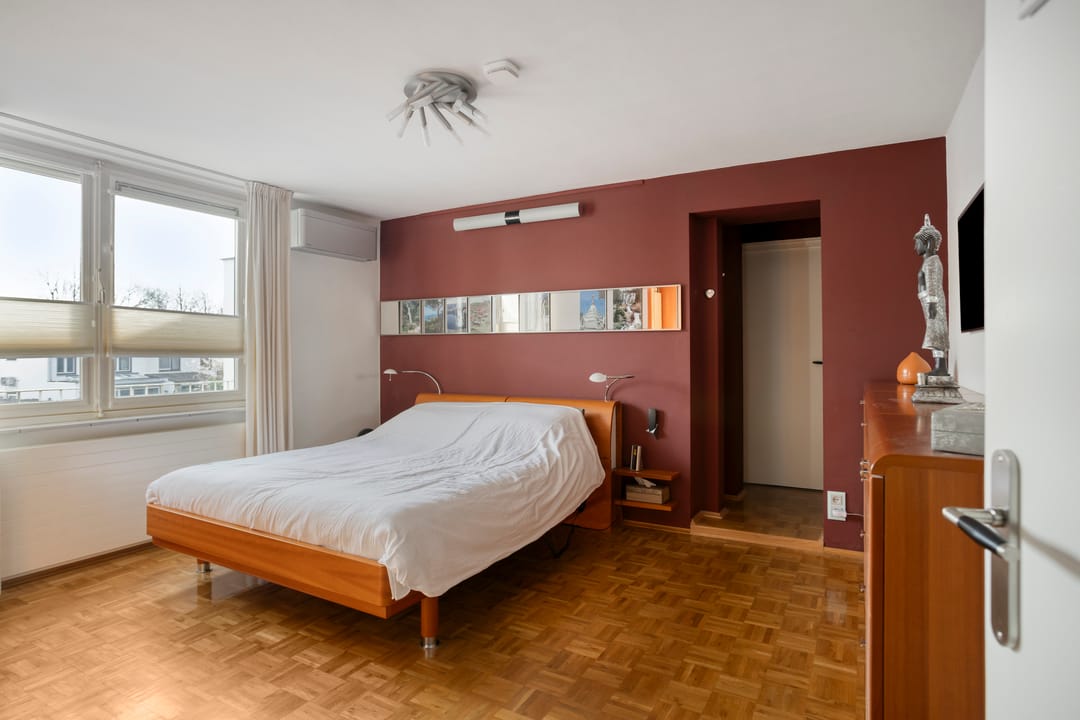 Exceptional detached villa with indoor pool, lift and double occupancy potential in Maastricht — 23