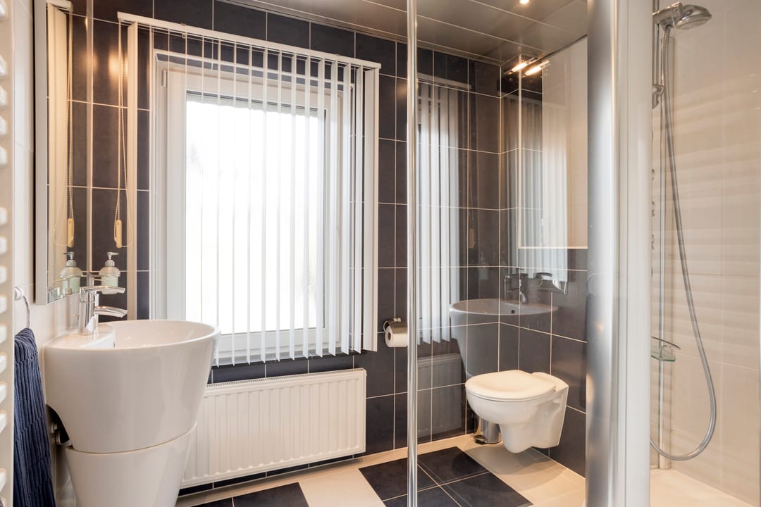 Exceptional detached villa with indoor pool, lift and double occupancy potential in Maastricht — 46