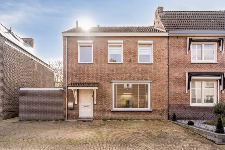 Photo 4 of Heugemer Kerkstraat 9