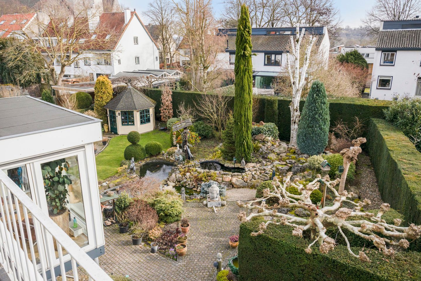 Exceptional detached villa with indoor pool, lift and double occupancy potential in Maastricht — 44