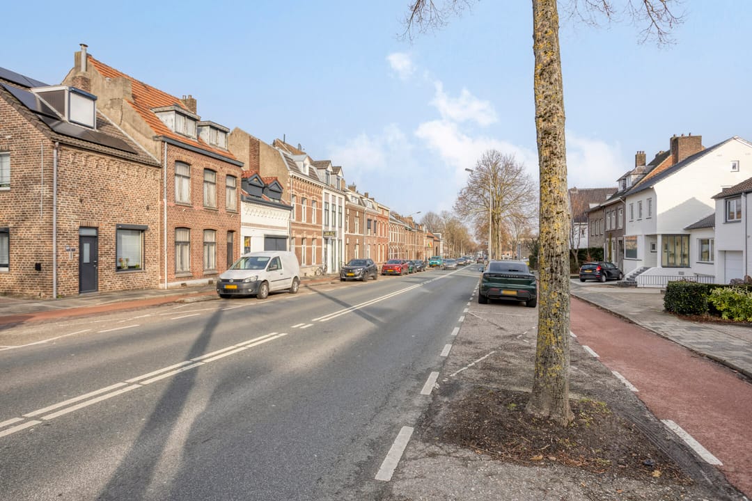 Exceptional detached villa with indoor pool, lift and double occupancy potential in Maastricht — 37