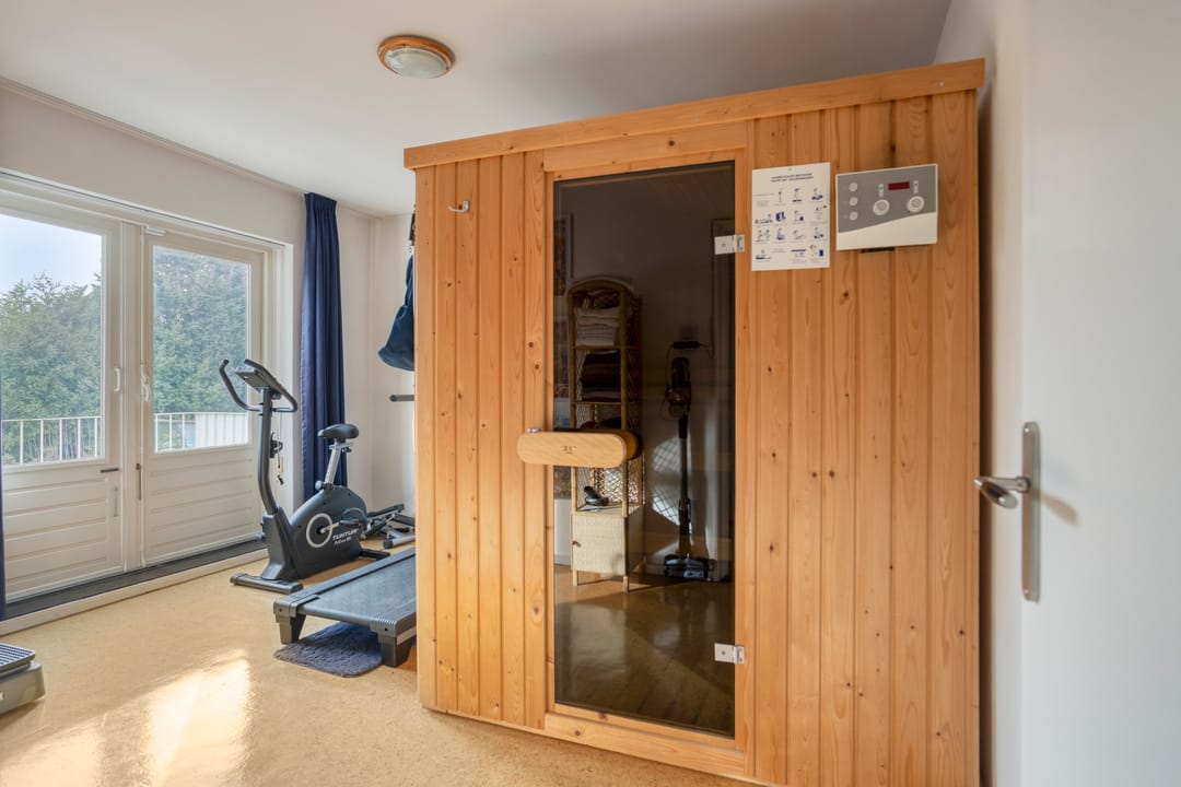 Exceptional detached villa with indoor pool, lift and double occupancy potential in Maastricht — 41