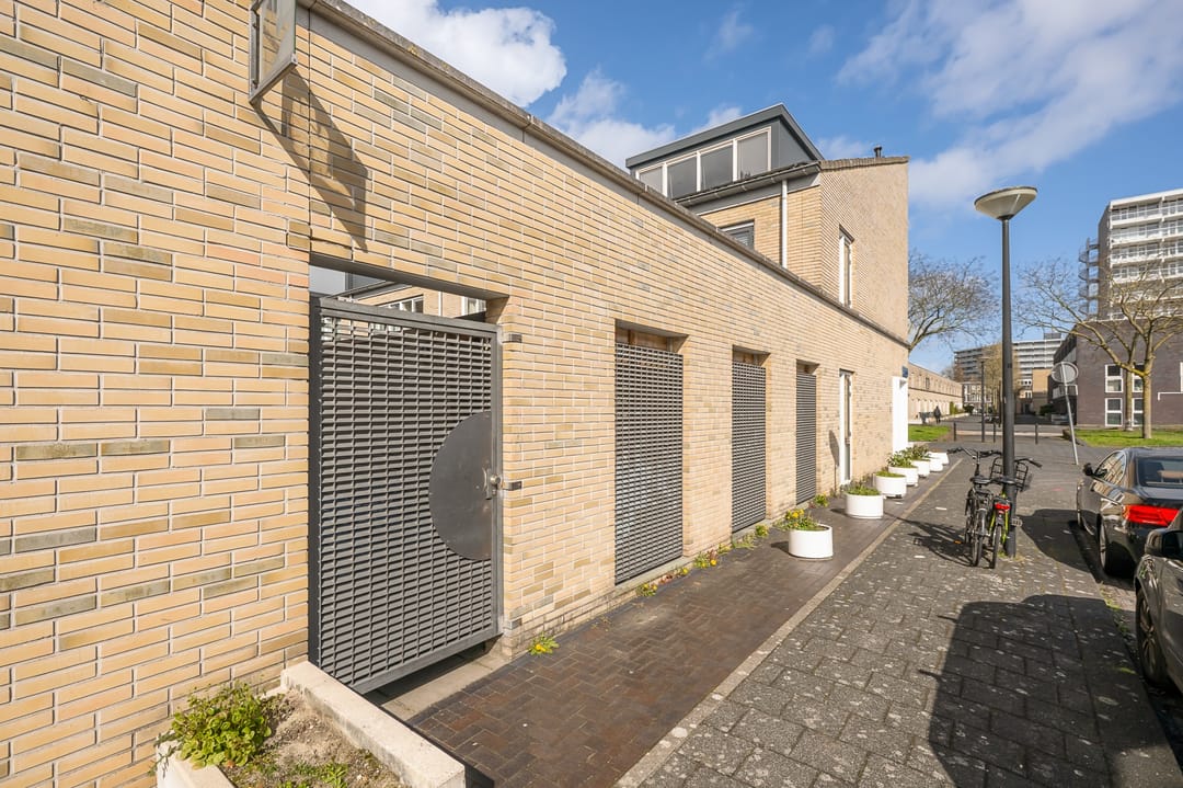 Spacious Corner Home with 5 Bedrooms and Energy Label A+ — 41