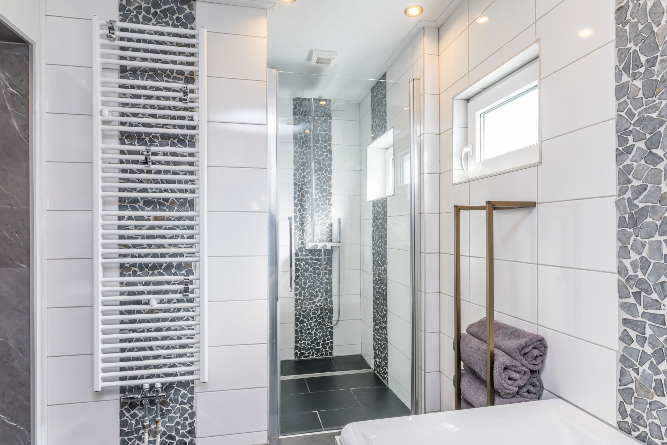 Renovated Semi-Detached Home in Popular Brunssum Neighborhood — 18