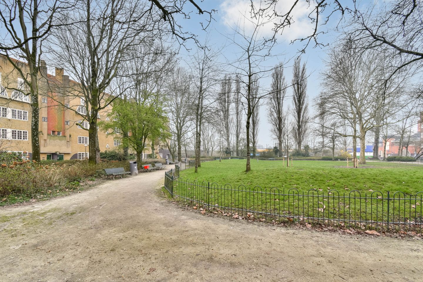 Photo 29 of Knollendamstraat 171