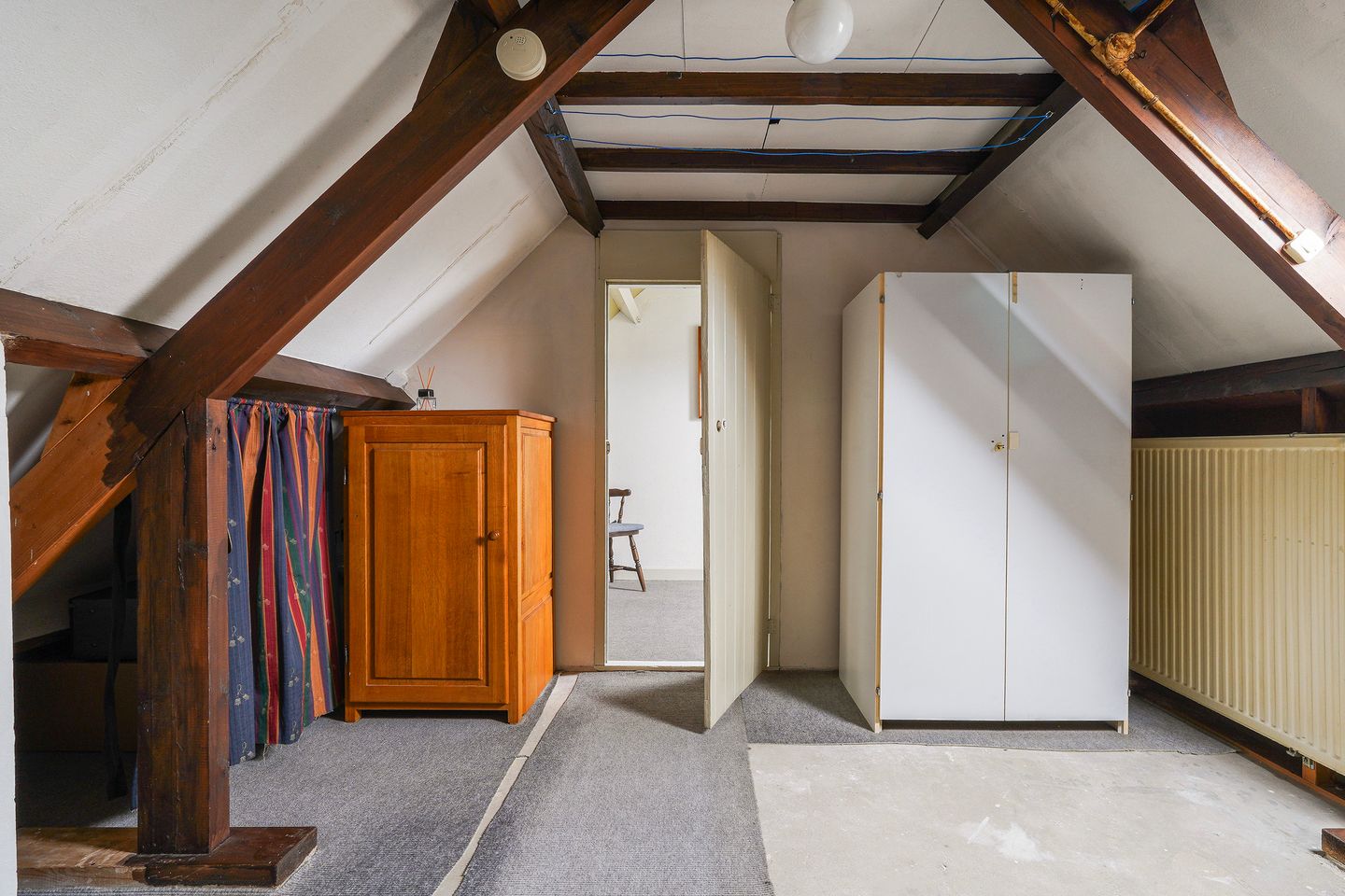 Semi-detached family home with renovation potential in peaceful Liempde — 33
