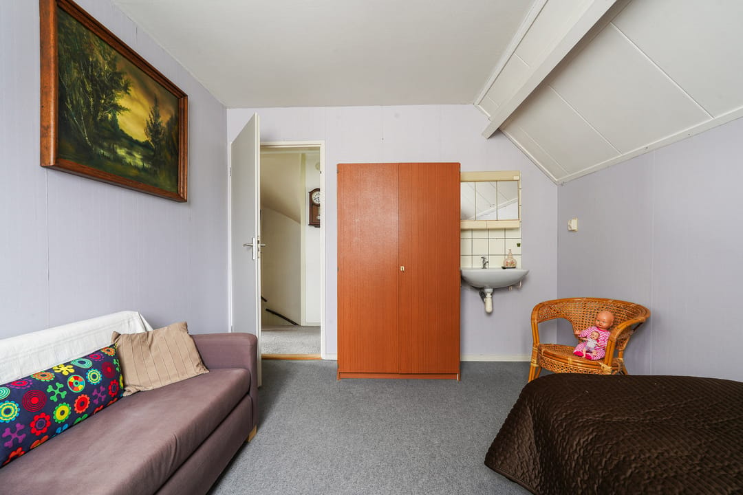 Semi-detached family home with renovation potential in peaceful Liempde — 27
