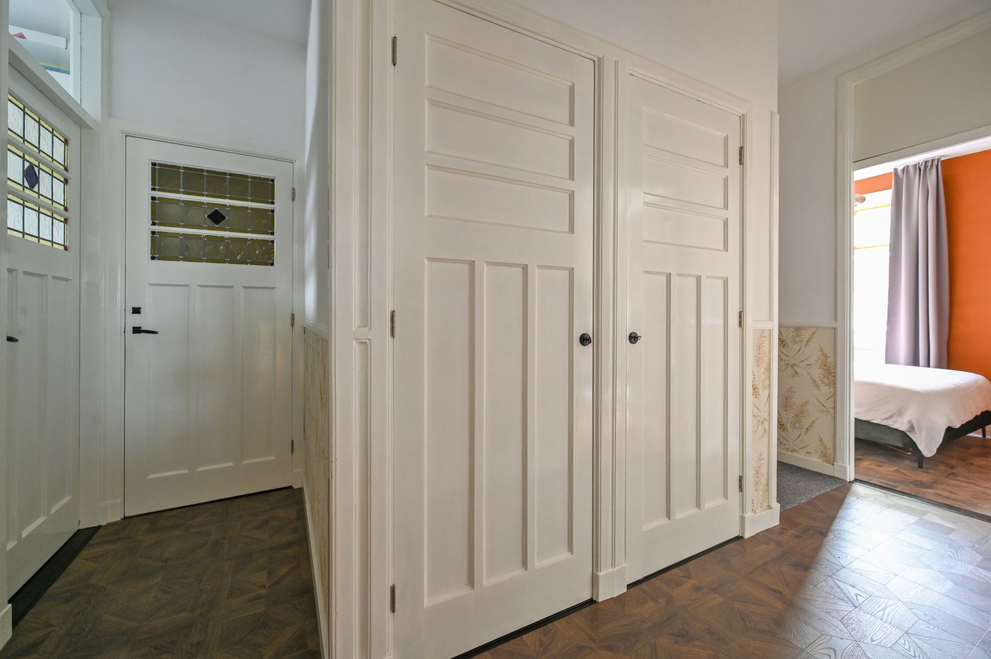 Ready-to-move-in apartment with luxury kitchen in Den Haag Oostbroek-Noord — 18