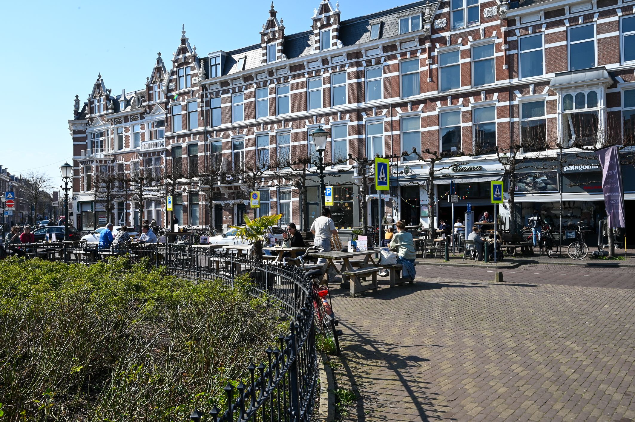 Ready-to-move-in apartment with luxury kitchen in Den Haag Oostbroek-Noord — 30