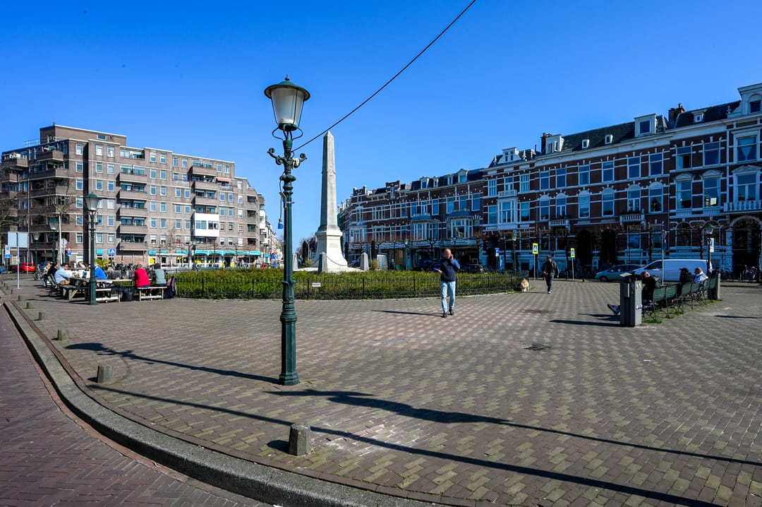 Ready-to-move-in apartment with luxury kitchen in Den Haag Oostbroek-Noord — 29