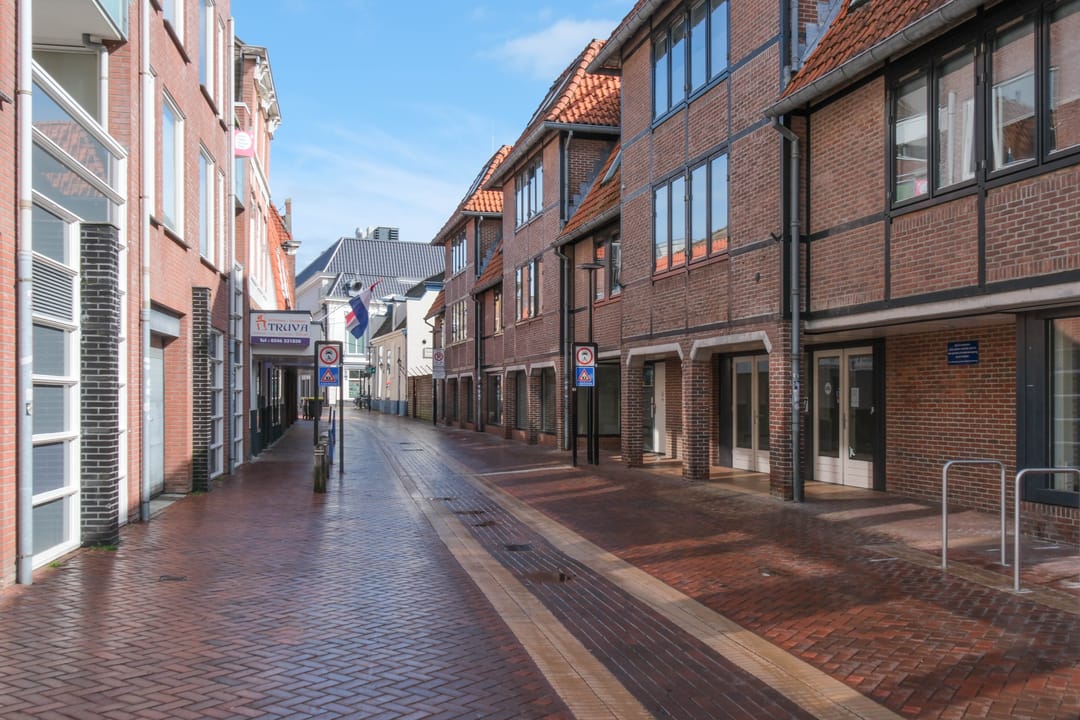 Foto 32 van Schuttenstraat 21