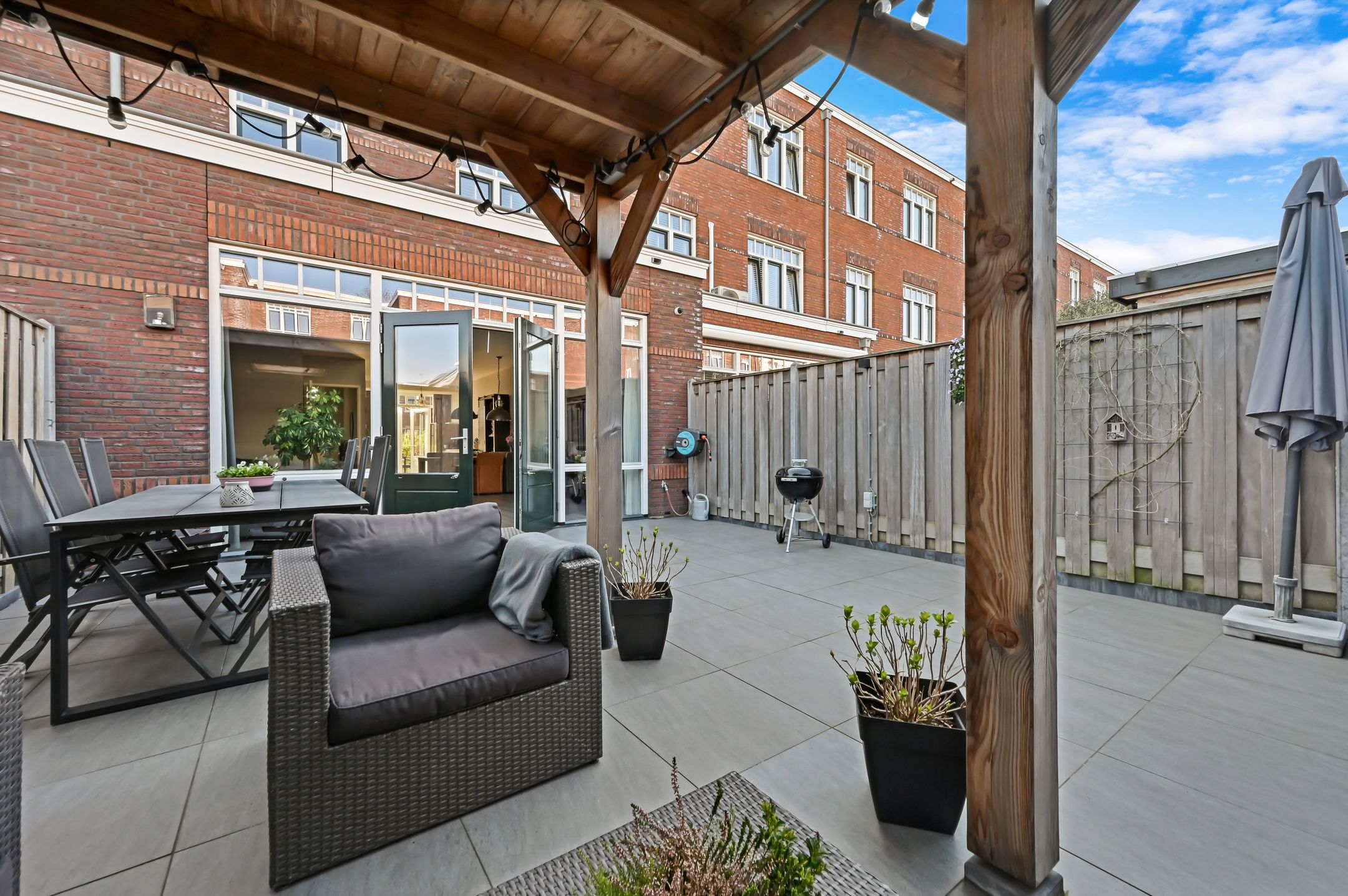 Foto 15 van Thomas Mannsingel 97