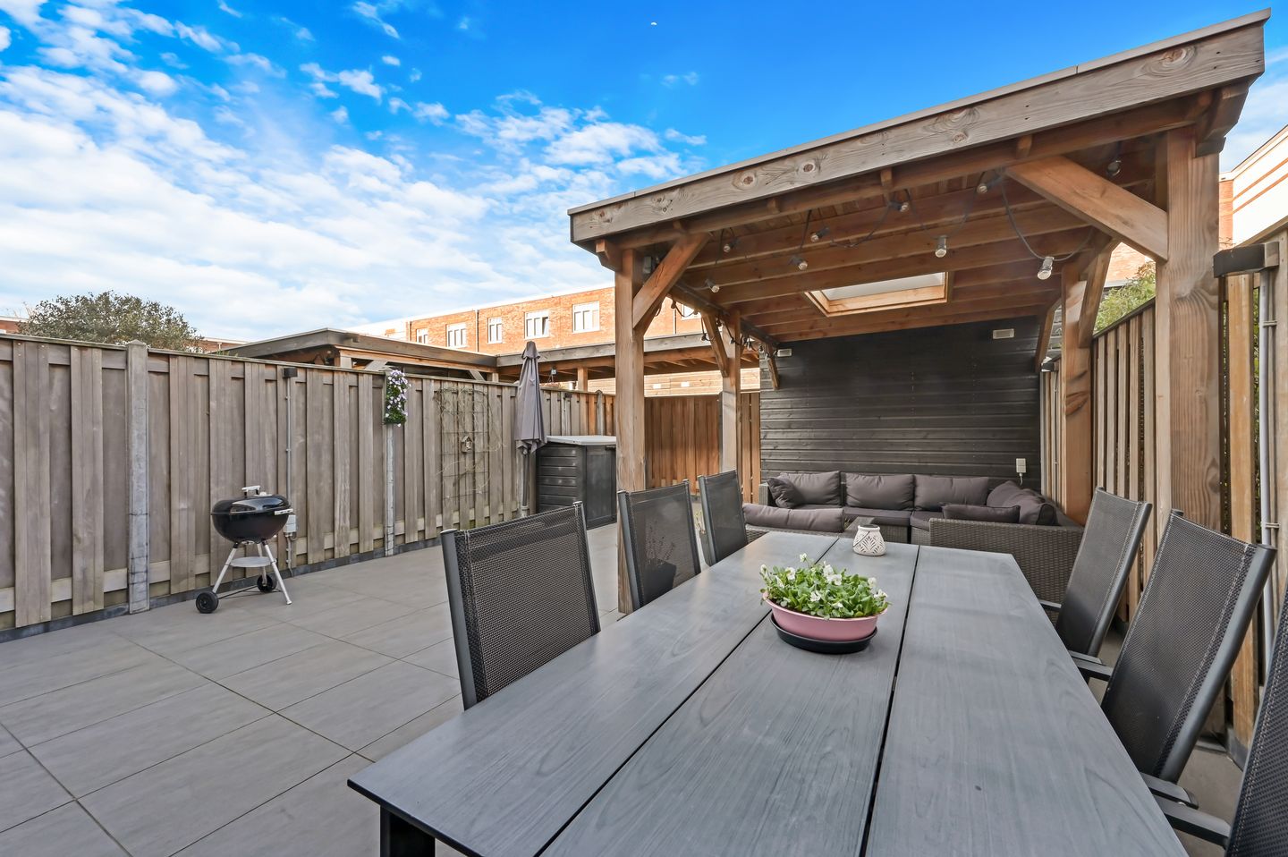 Foto 14 van Thomas Mannsingel 97