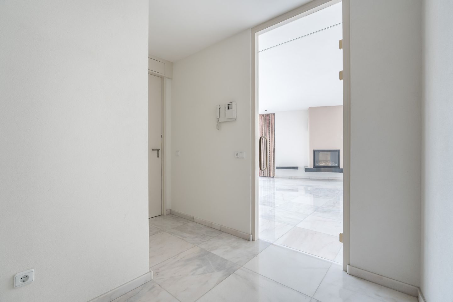 Foto 20 van Emmasingel 87-C