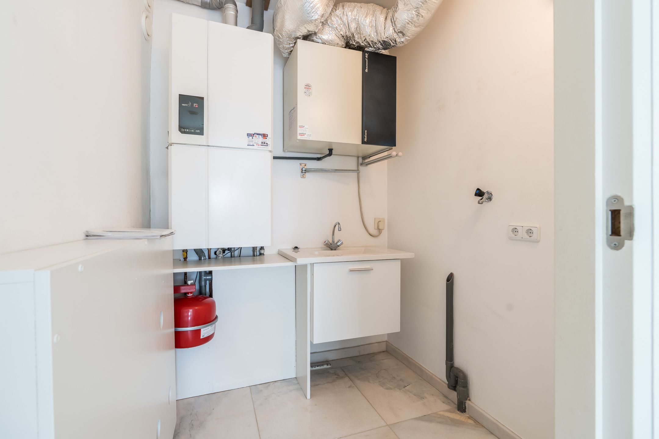 Foto 21 van Emmasingel 87-C