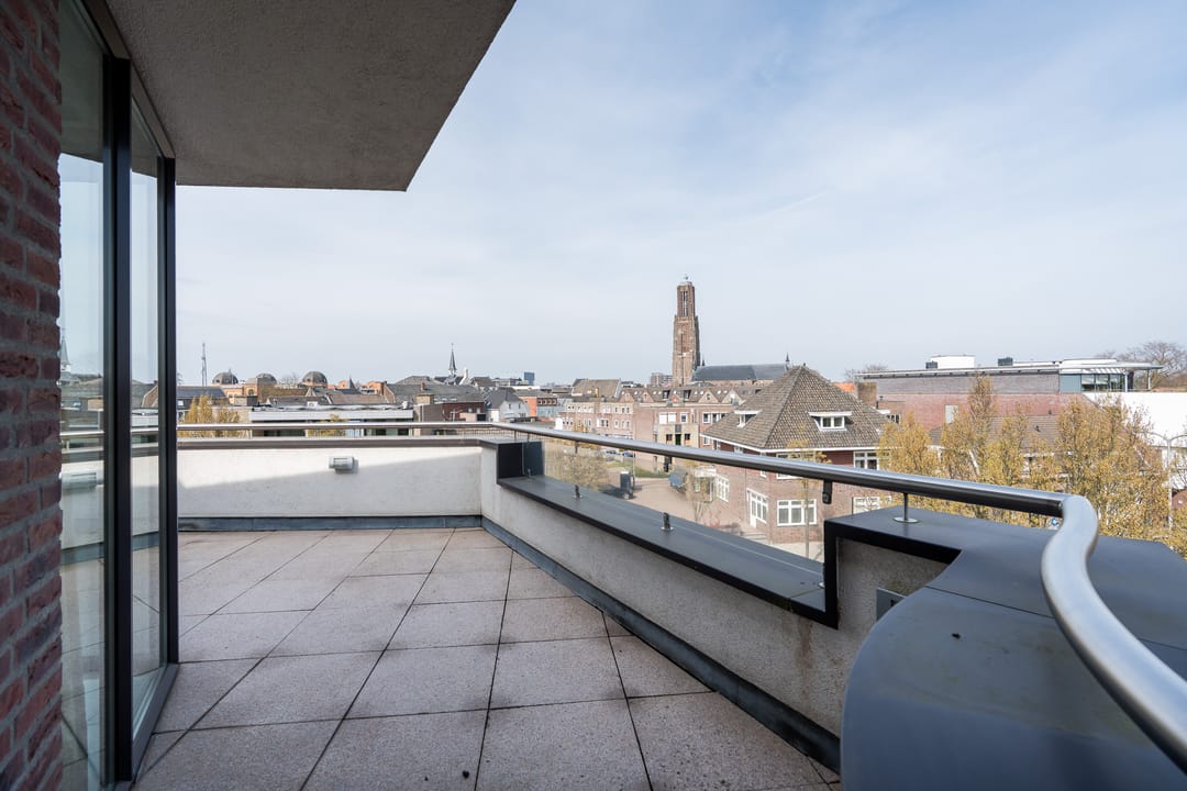 Foto 43 van Emmasingel 87-C