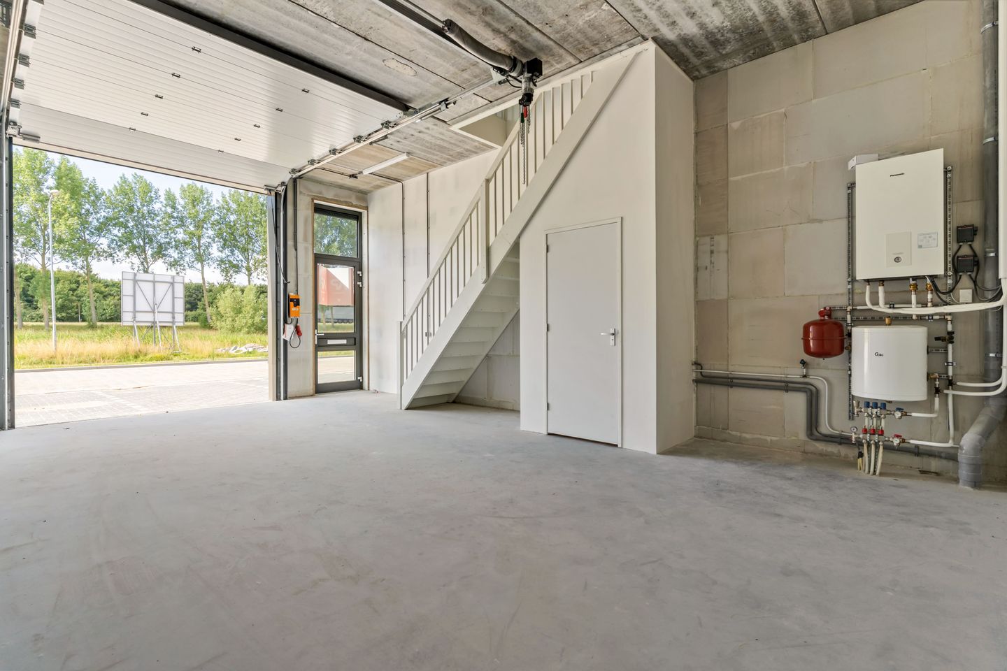 Bekijk foto 1 van Waterfront 1-C