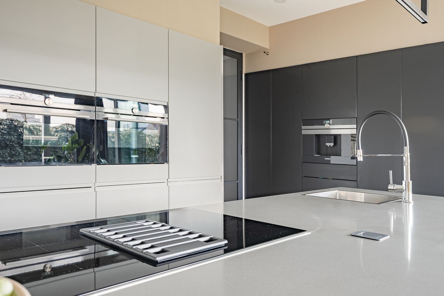 Foto 5 van Dotterbloem 19