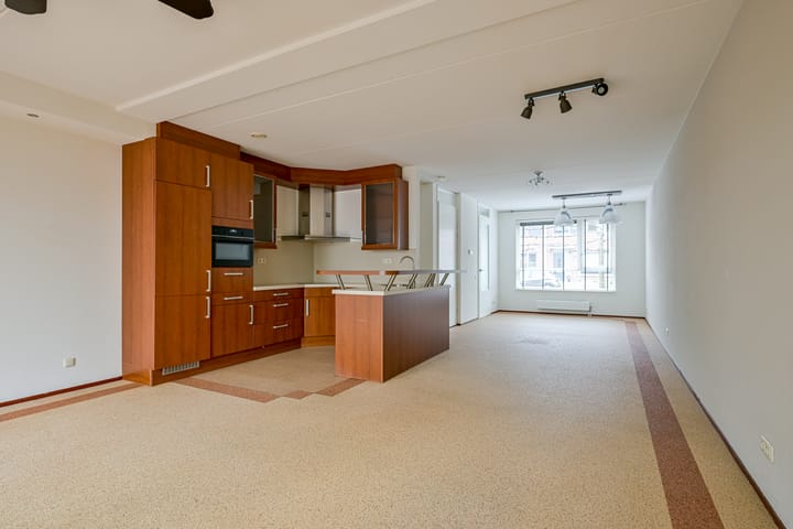 Foto 5 van Regenboog 15