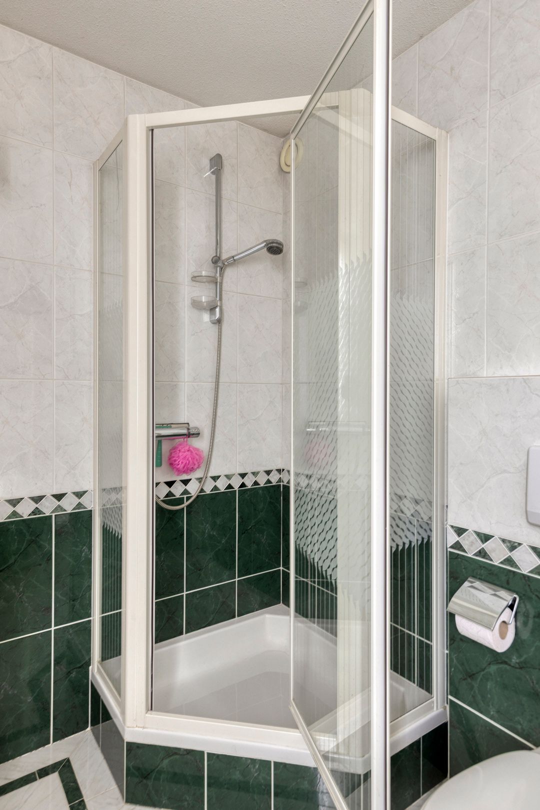 Foto 28 van Baron van Leefdaelstraat 66