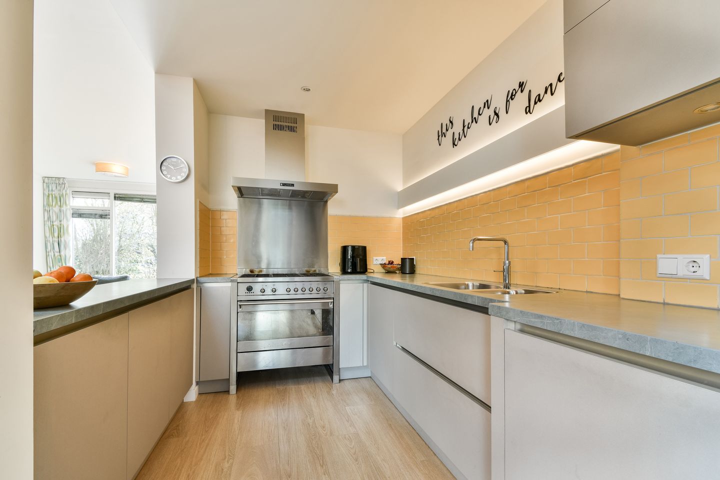 Foto 10 van Lisztlaan 25