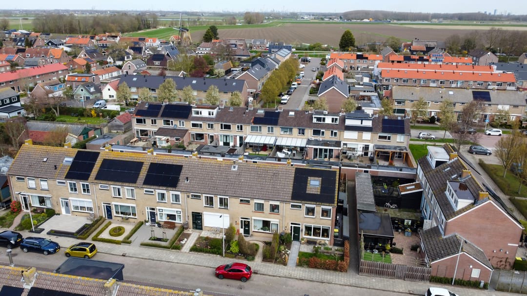 Photo 37 of van Almondestraat 8