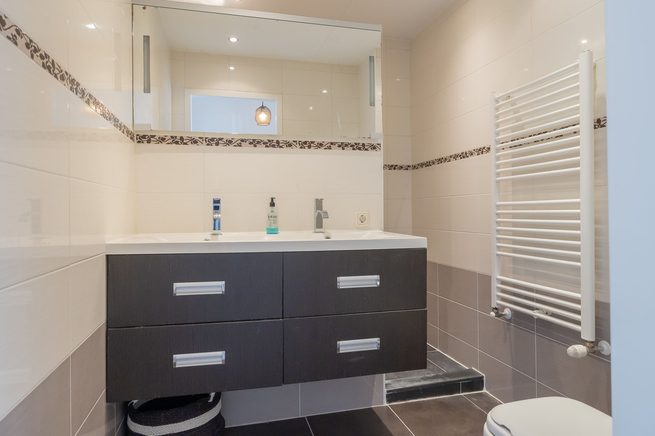 Photo 24 of Prins Bernhardstraat 5