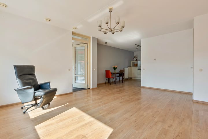 Photo 4 of Greyenstraat 63