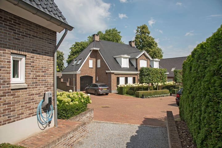 Photo 3 of Welleweg 6