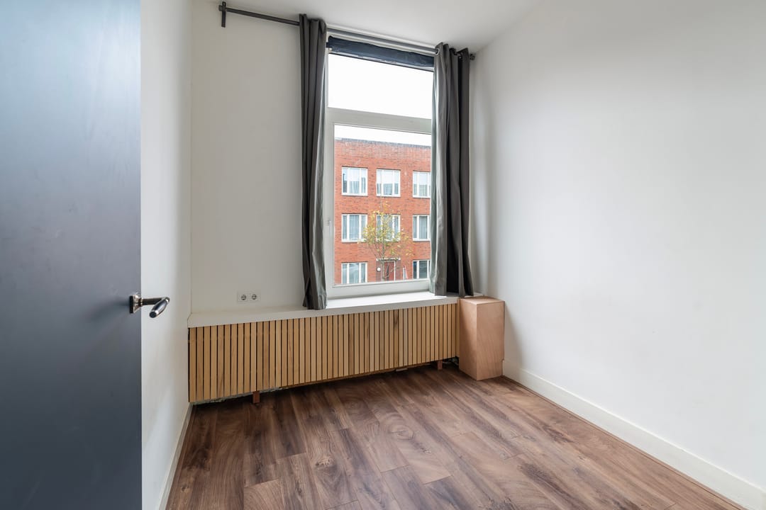 Renovated 3-room apartment with balcony in Transvaal — 13