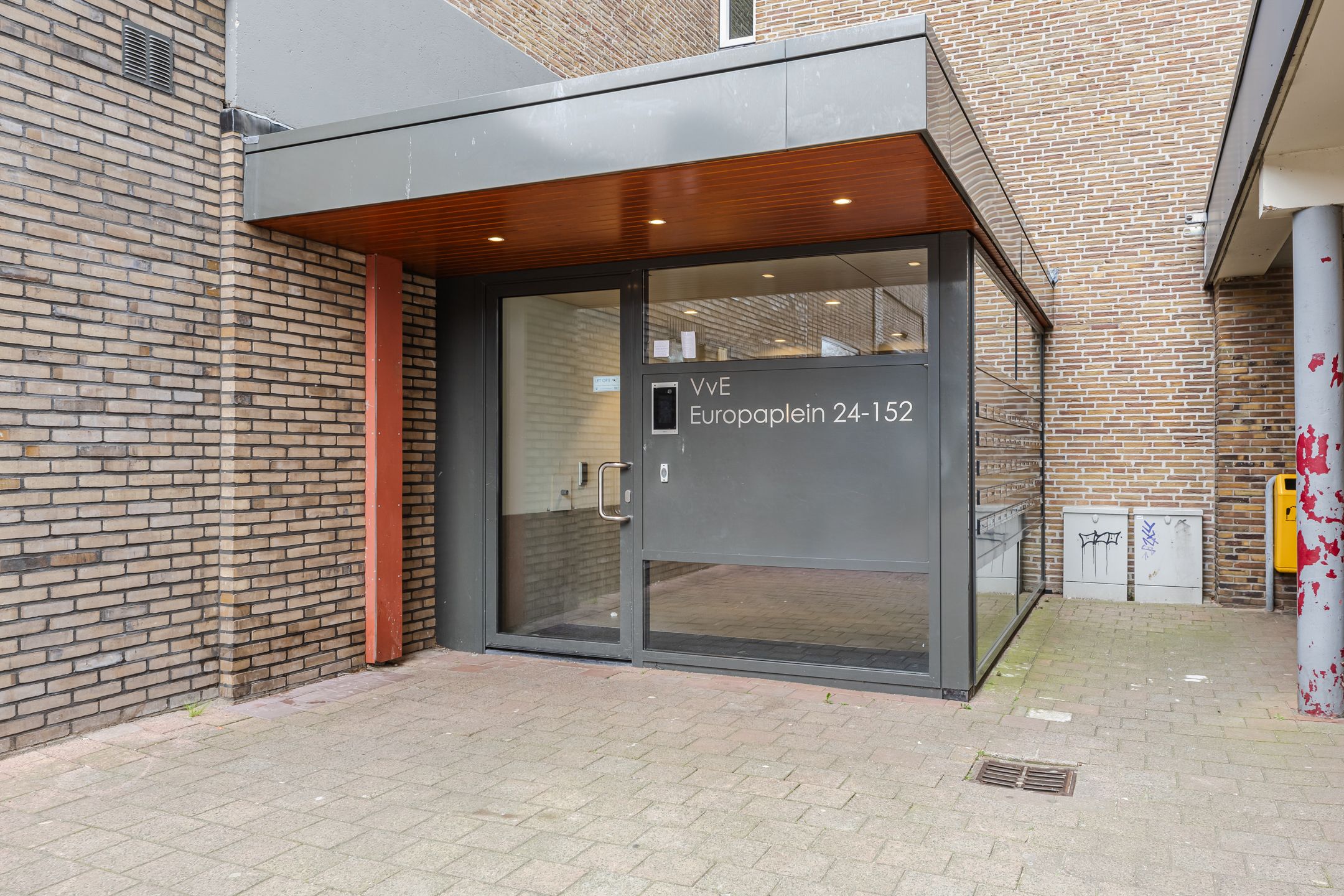 Photo 18 of Europaplein 146