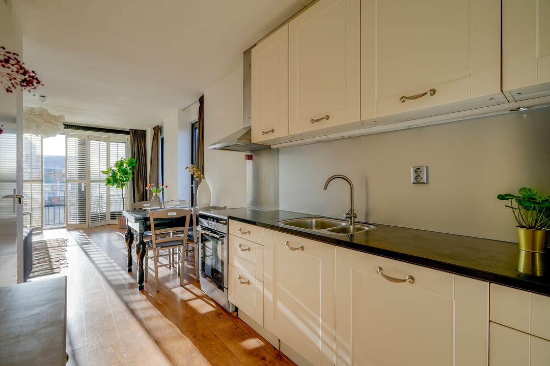Photo 16 of Ina Boudier-Bakkerlaan 28-T
