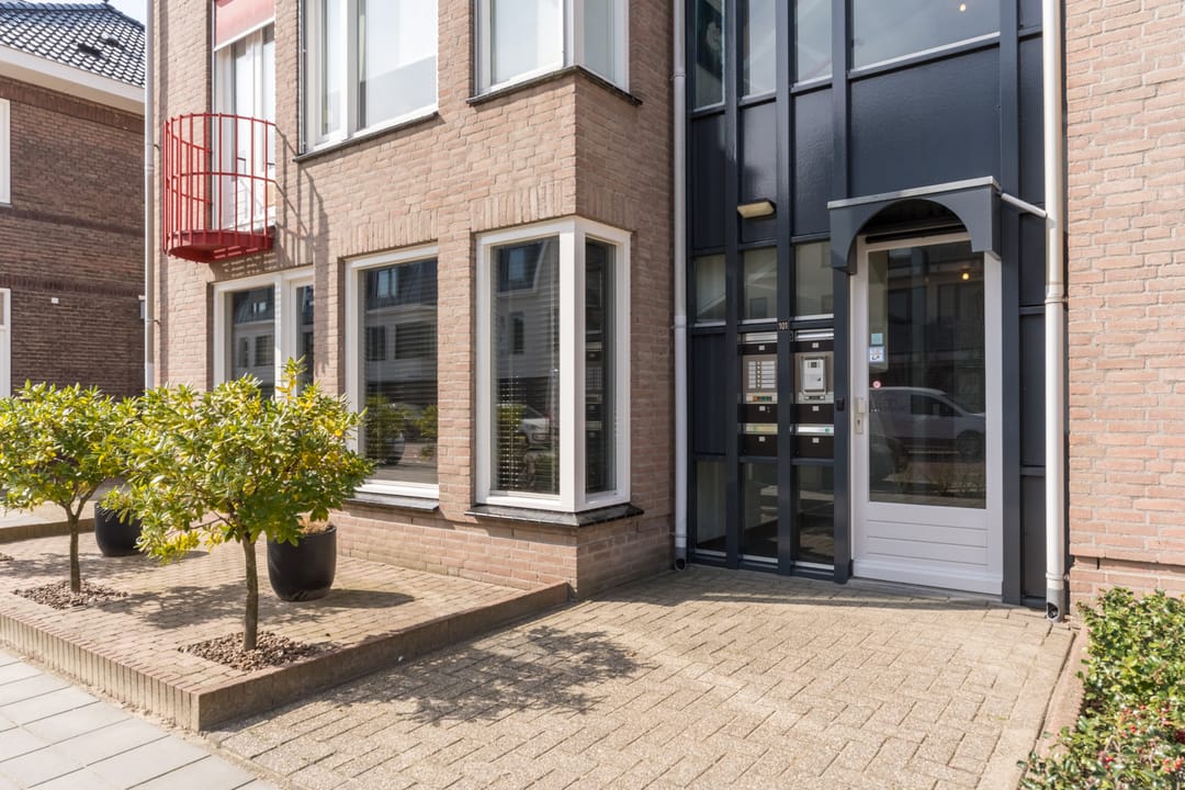 Foto 7 van Eindhovenseweg 101-B