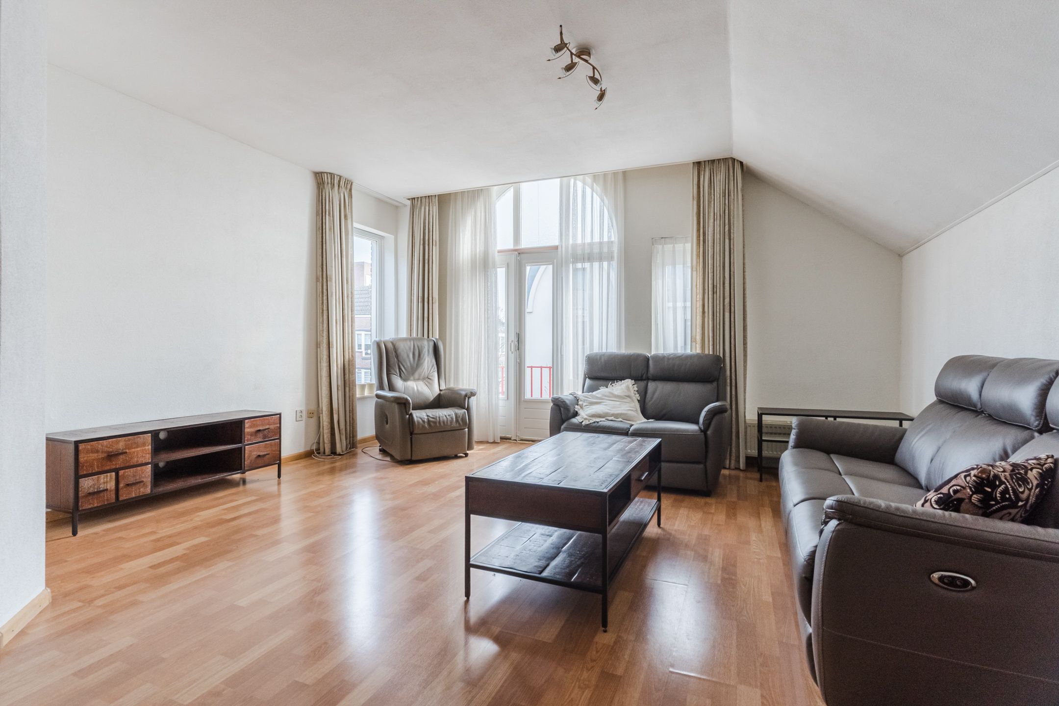 Foto 15 van Eindhovenseweg 101-B