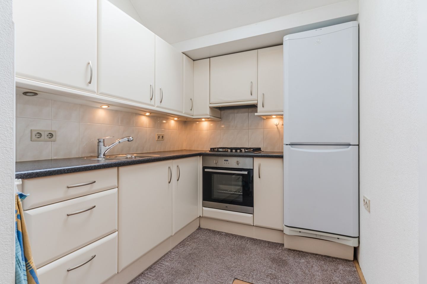 Foto 25 van Eindhovenseweg 101-B